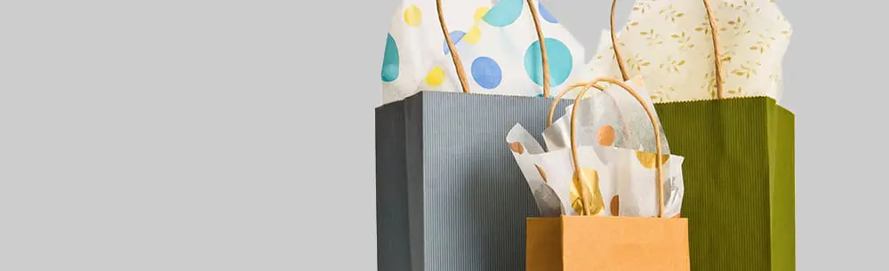 US winter retail sales projected to increase at slowest rate in 10 years