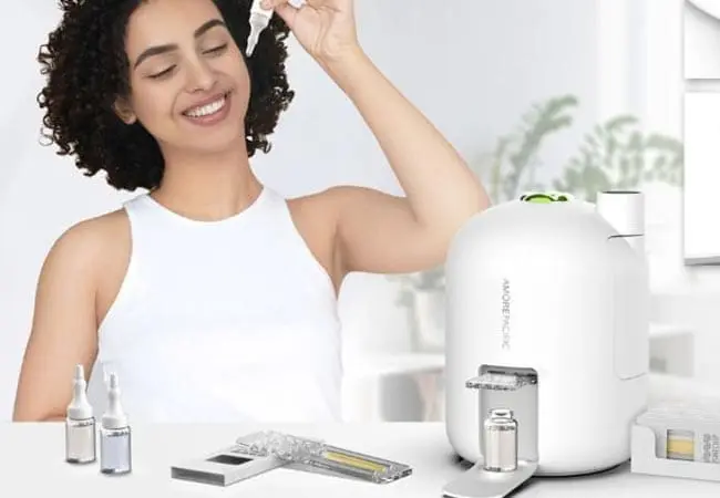 Amorespacific's product image of their personalized skincare tool.