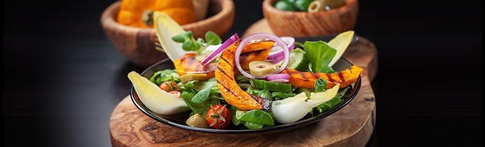 Half of Americans agree that finding healthy items at restaurants is challenging