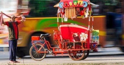 A new way to sell frozen snacks through ice cream carts