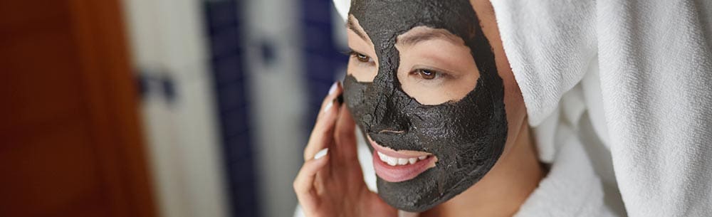 Trending in China: Facial masks with cleaning function