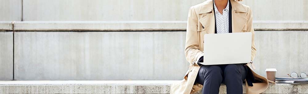 UK women half as confident as men asking for payrises