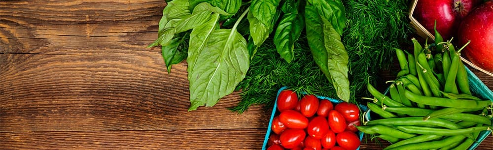 Produce tops grocery lists for organic food shoppers