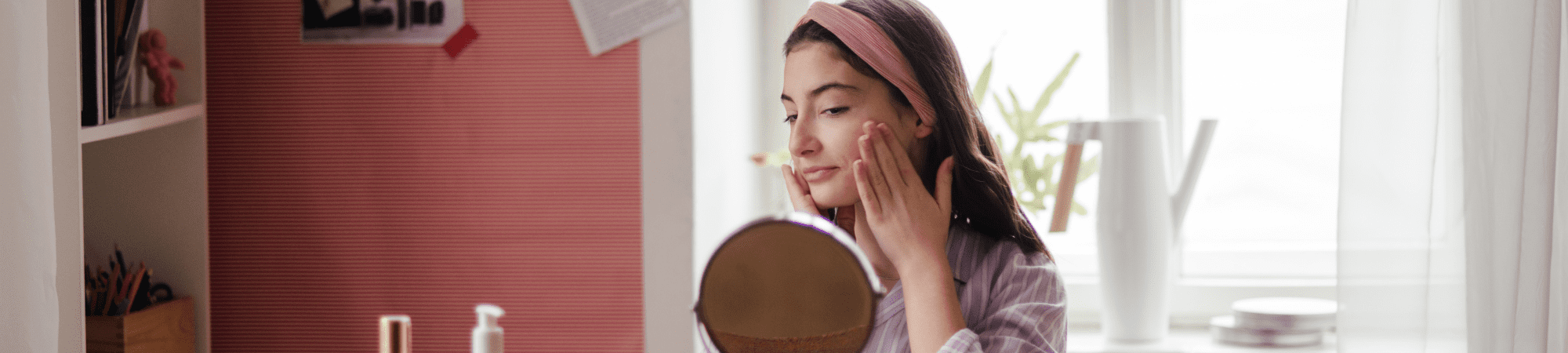 A third of Indian Gen Z favours lifestyle changes over skincare products for addressing skin issues