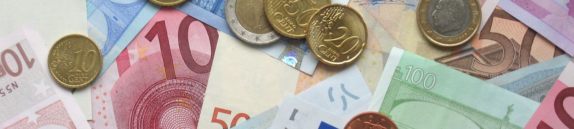 経済動向チェック：支出に消極的な現在の消費者にどのように対応し、今後の経済回復に備えるか