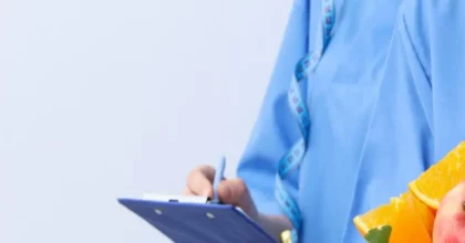 健康パラドックス: 消費財業界が直面する超加工食品・肥満、そしてその先  